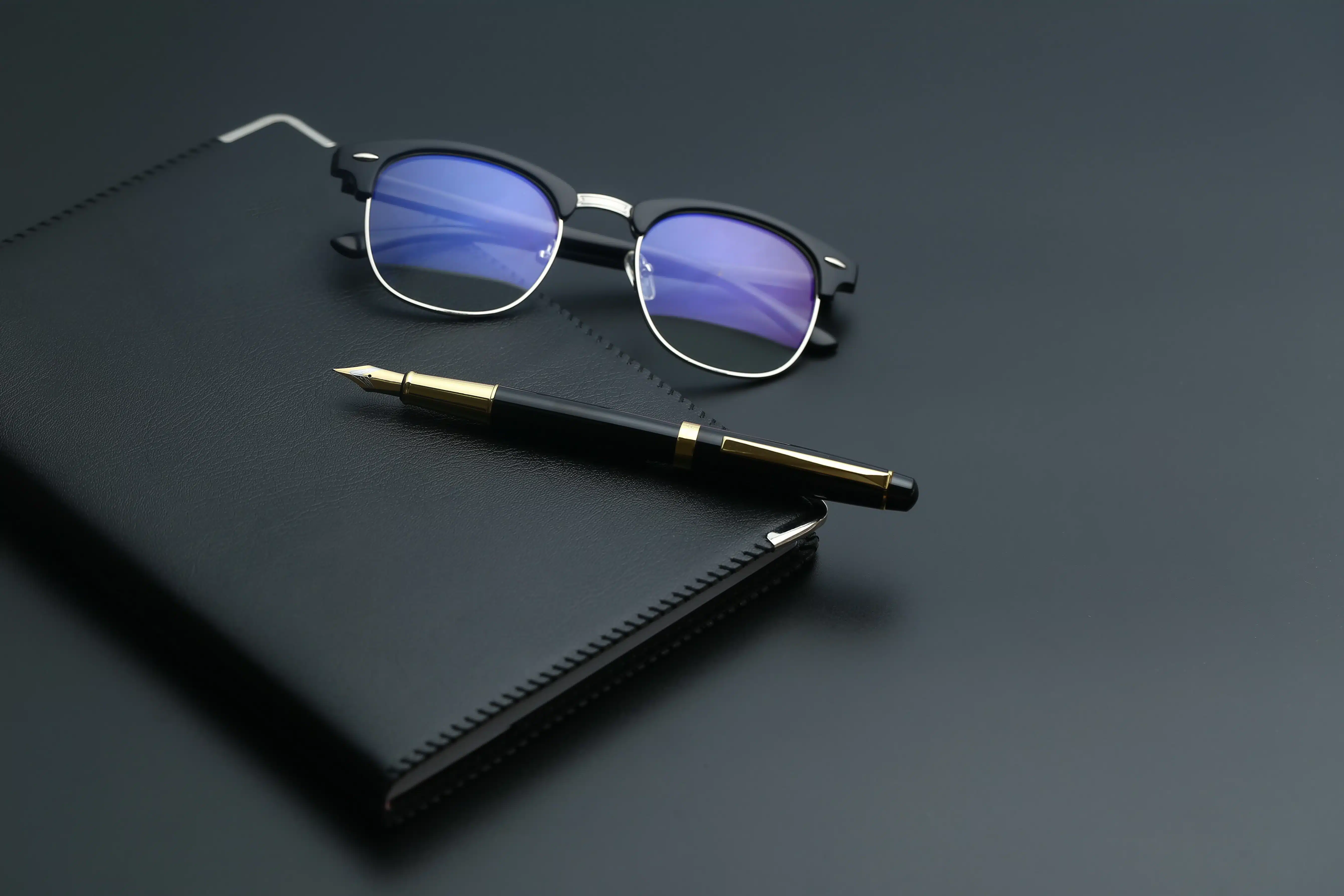 blue light glasses